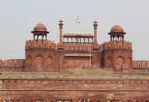 Red Fort: लाल किला का इतिहास - Red Fort History in Hindi